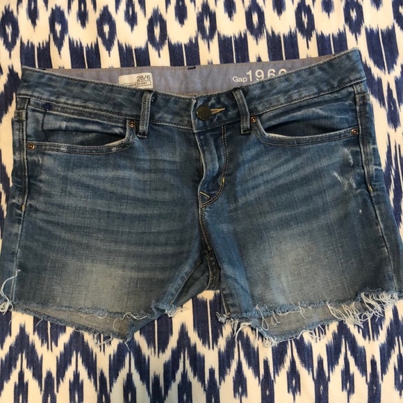 GAP1969 cutoff jean shorts- Sz 28/6 - Picture 1 of 4